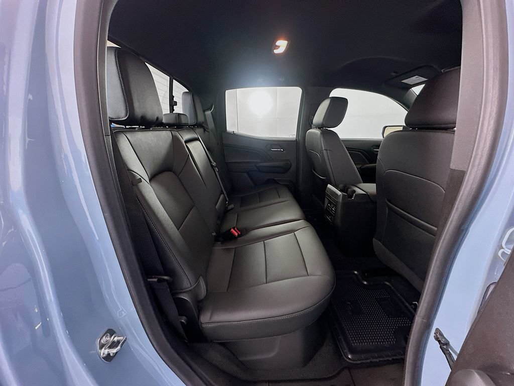 Used 2025 Chevrolet Colorado LT w/ LT Convenience Package RWD image 27