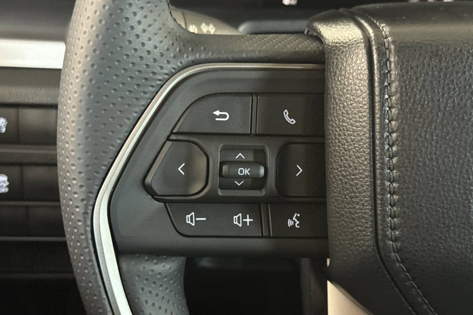 New 2026 Toyota 4Runner SR5 AWD/4WD image 28