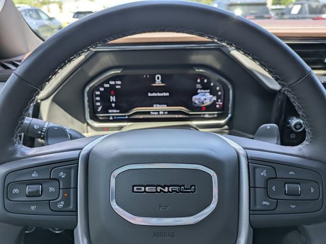 Used 2024 GMC Sierra 1500 Denali w/ Technology Package AWD/4WD image 32