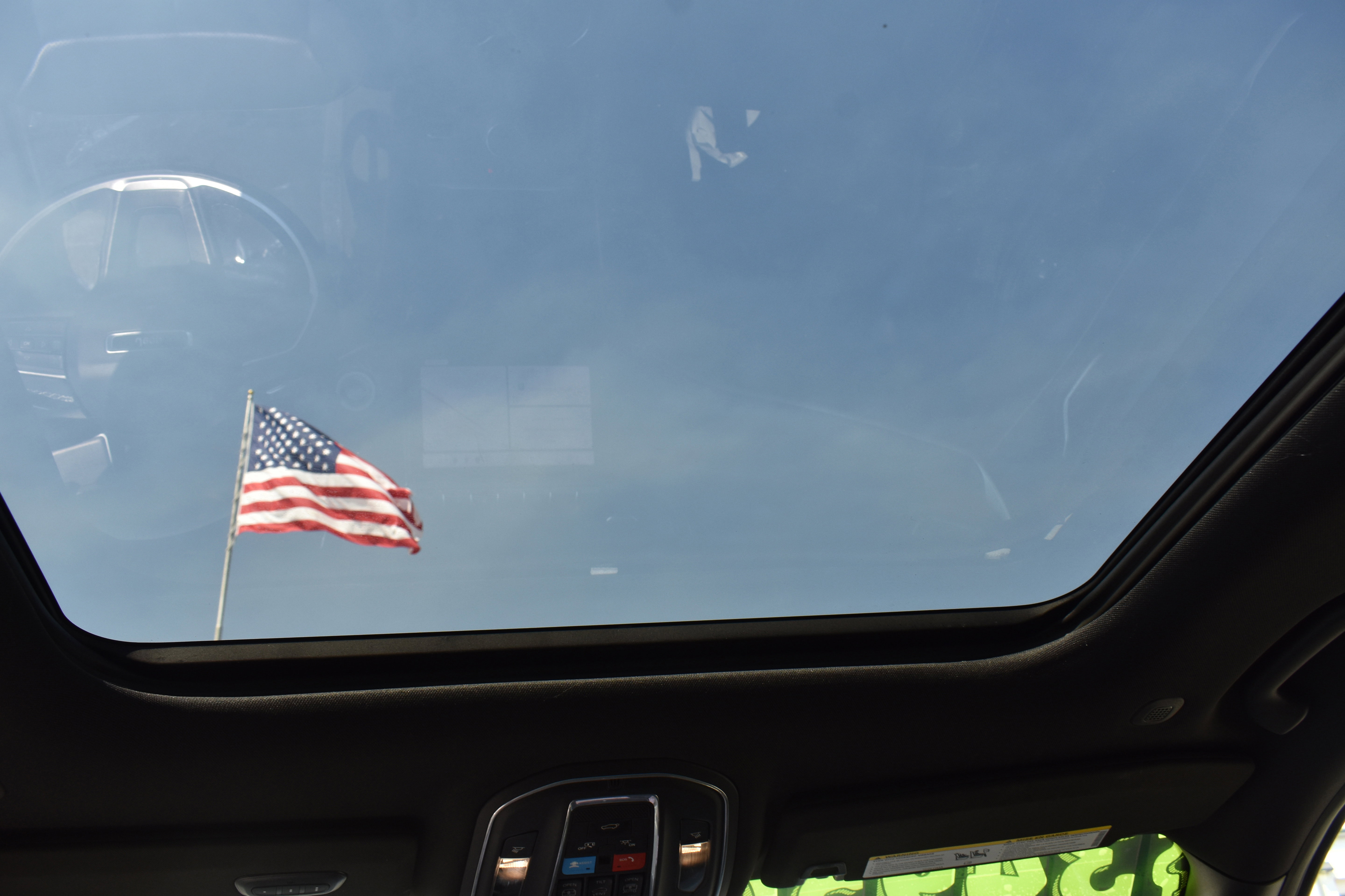 Used 2024 Jeep Grand Cherokee L Limited w/ Luxury Tech Group II image 35