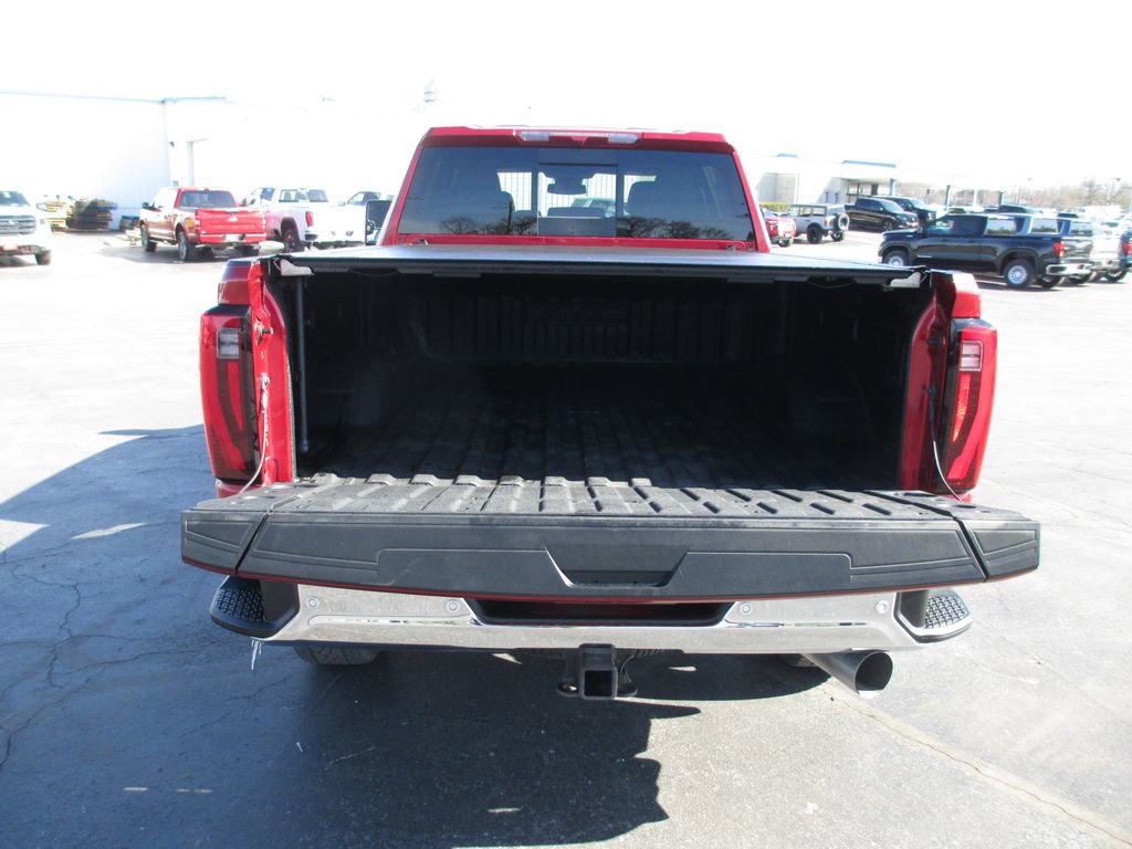 Used 2024 GMC Sierra 2500 SLT w/ SLT Premium Package image 10