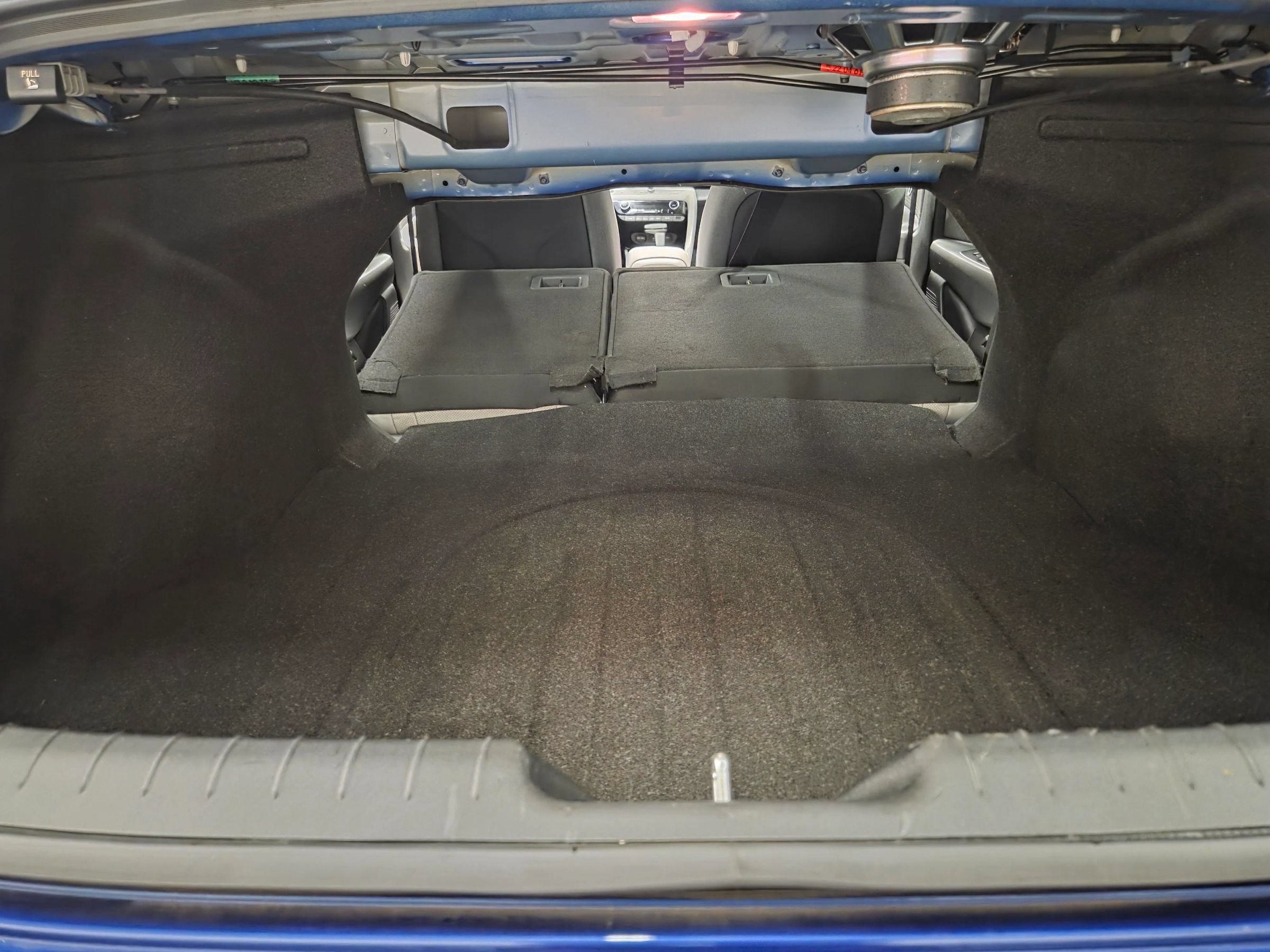 Used 2023 Hyundai Elantra Limited FWD image 41