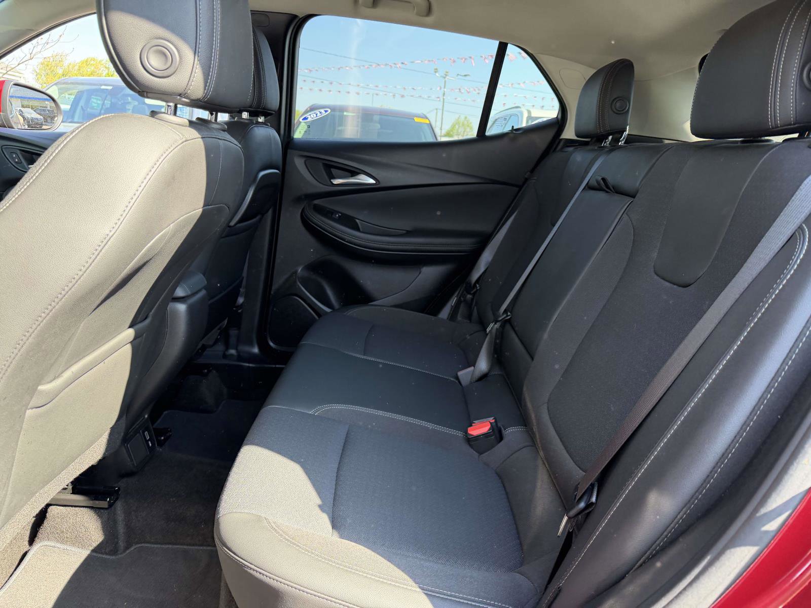 Used 2020 Buick Encore GX Select AWD/4WD image 11