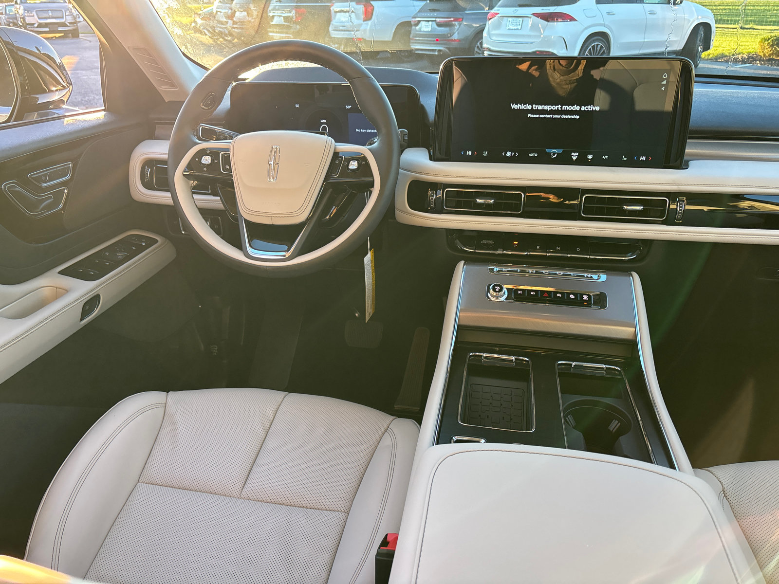 New 2027 Lincoln Aviator AWD image 27