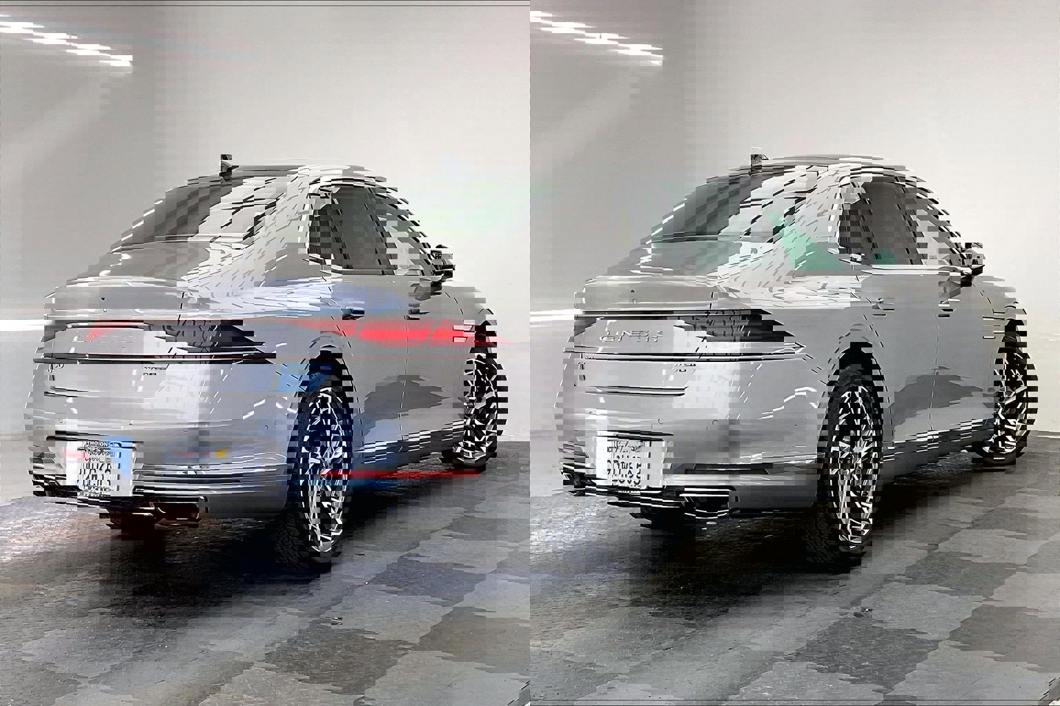 Used 2023 Genesis G90 3.5T image 11