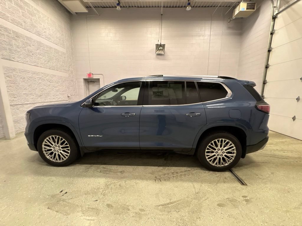 Used 2025 GMC Acadia Denali AWD/4WD image 7