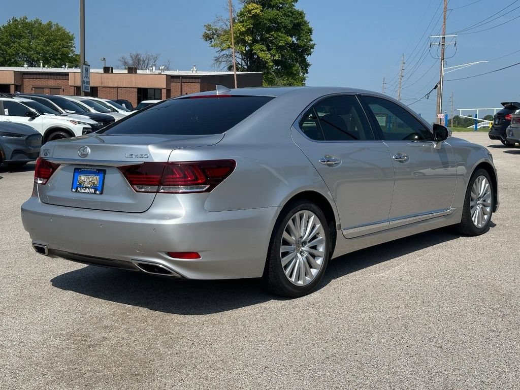 Used 2014 Lexus LS 460 w/ Comfort Package RWD image 3