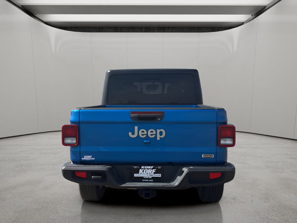 Used 2020 Jeep Gladiator Overland image 4