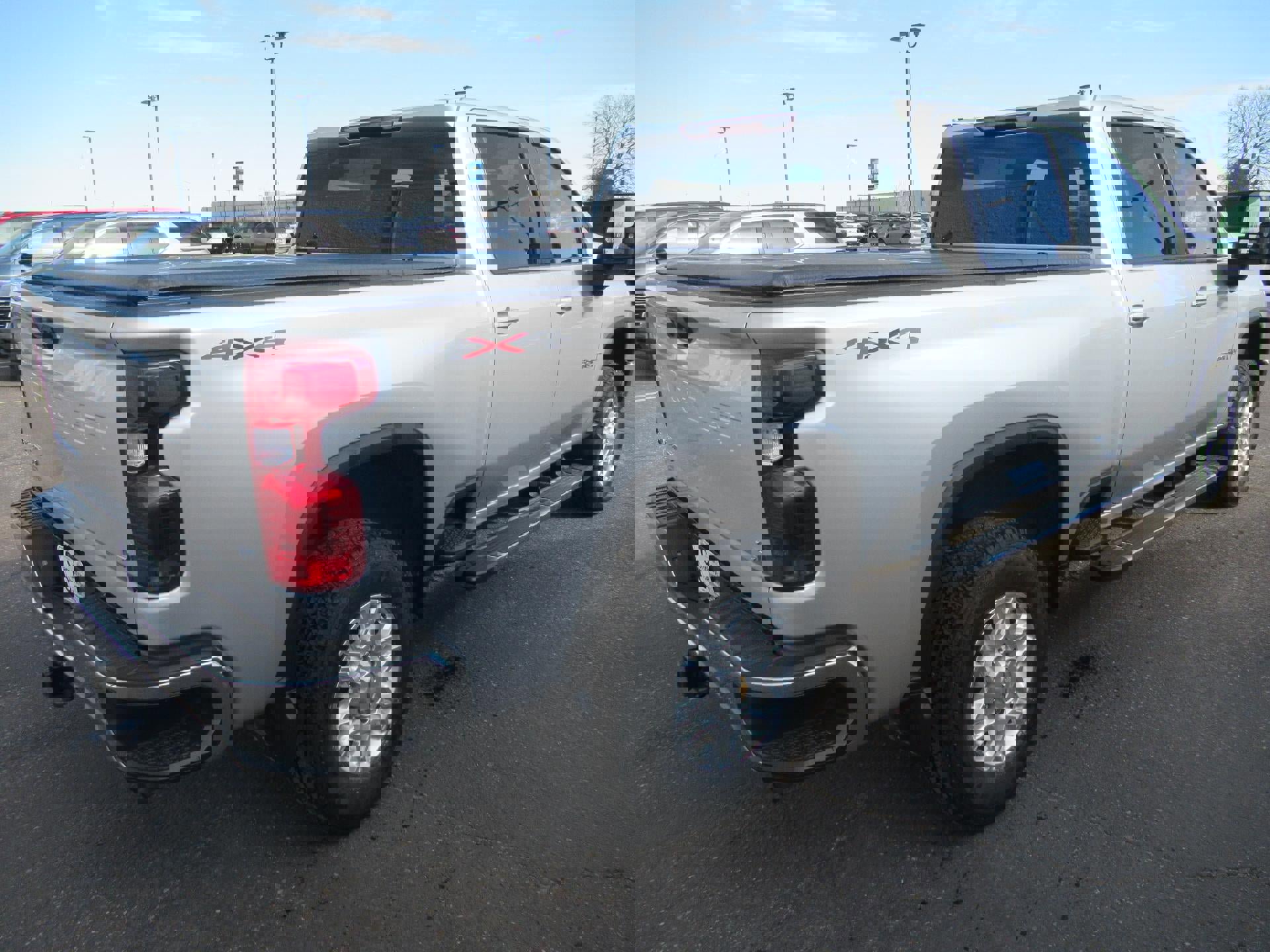 Certified 2022 Chevrolet Silverado 3500 LT w/ Convenience Package image 5