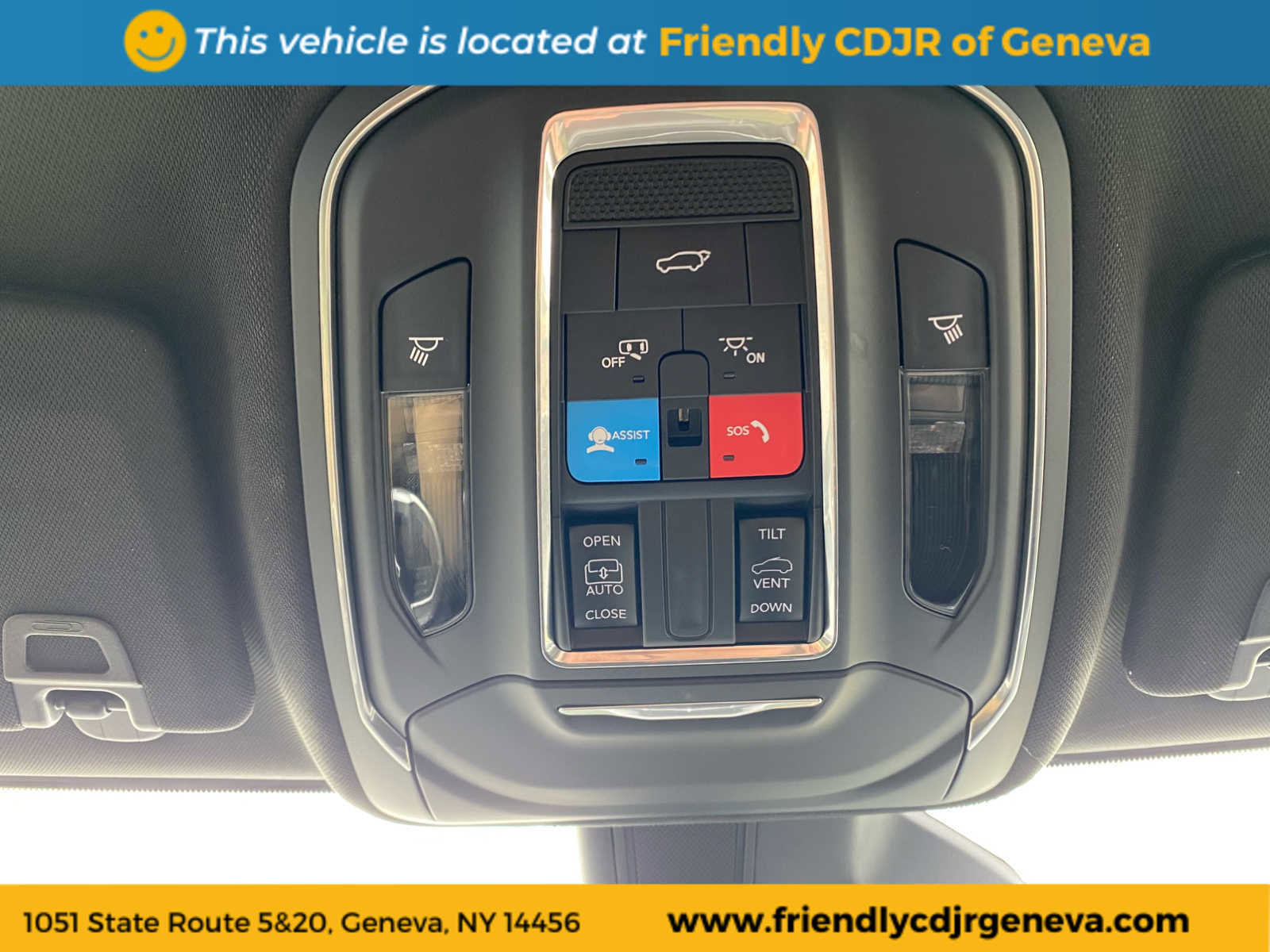 Used 2025 Jeep Grand Cherokee L Altitude image 21