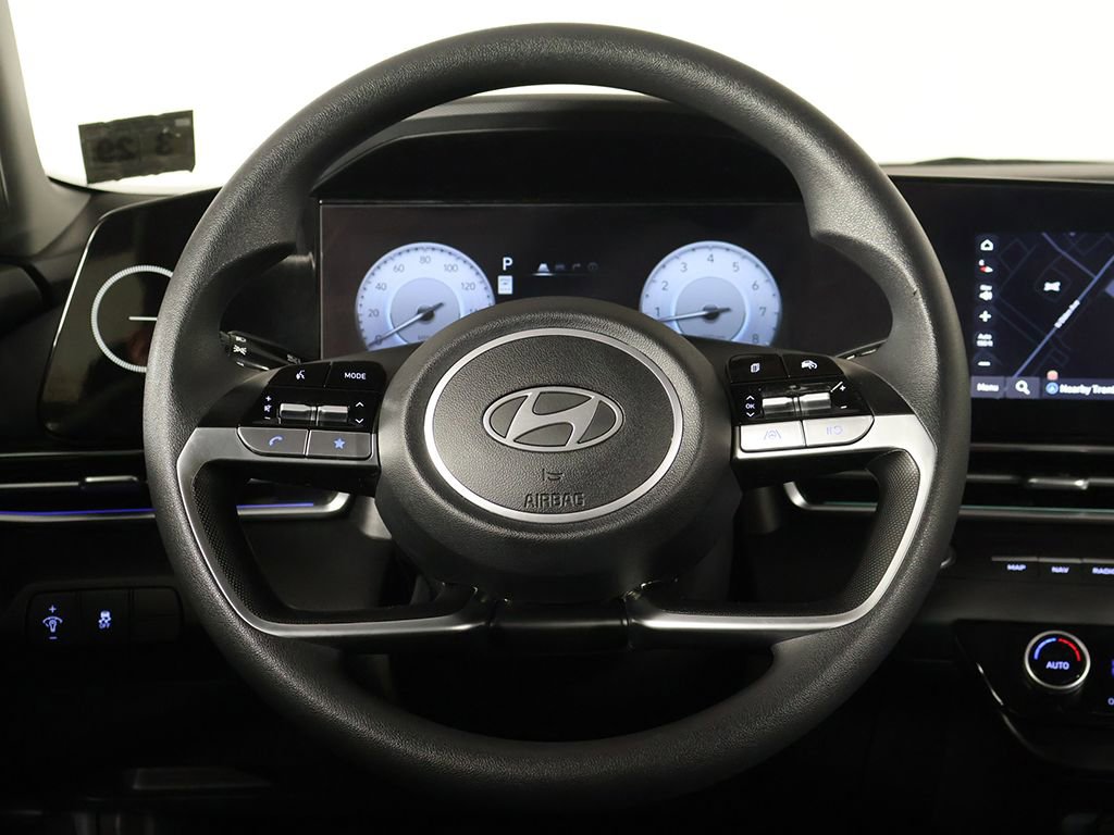 Certified 2024 Hyundai Elantra SEL image 32