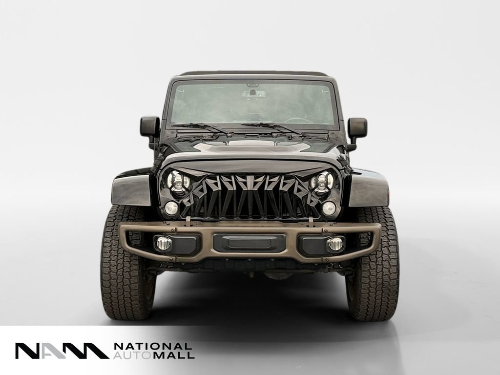 Used 2017 Jeep Wrangler Unlimited Sahara AWD/4WD image 8