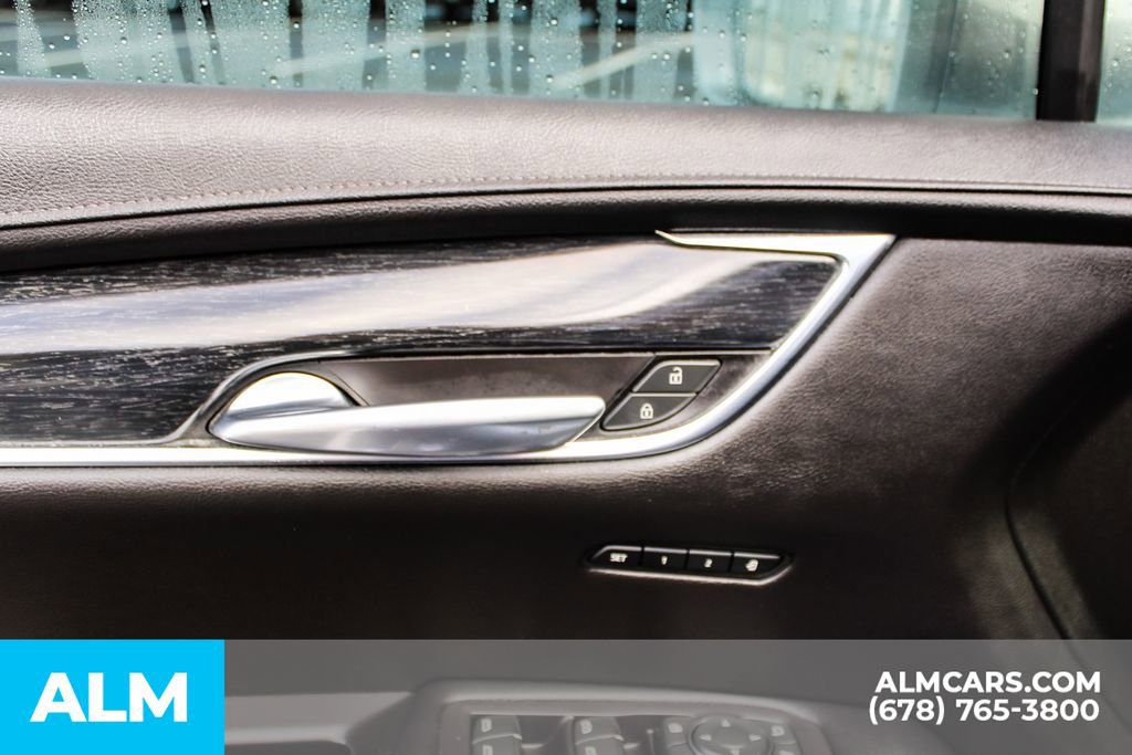 Used 2020 Cadillac XT5 Premium Luxury image 36