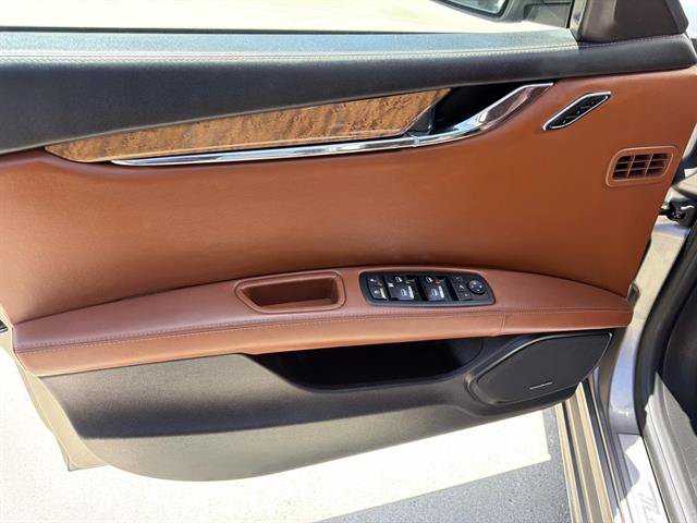 Used 2018 Maserati Quattroporte S GranLusso Q4 AWD/4WD image 12