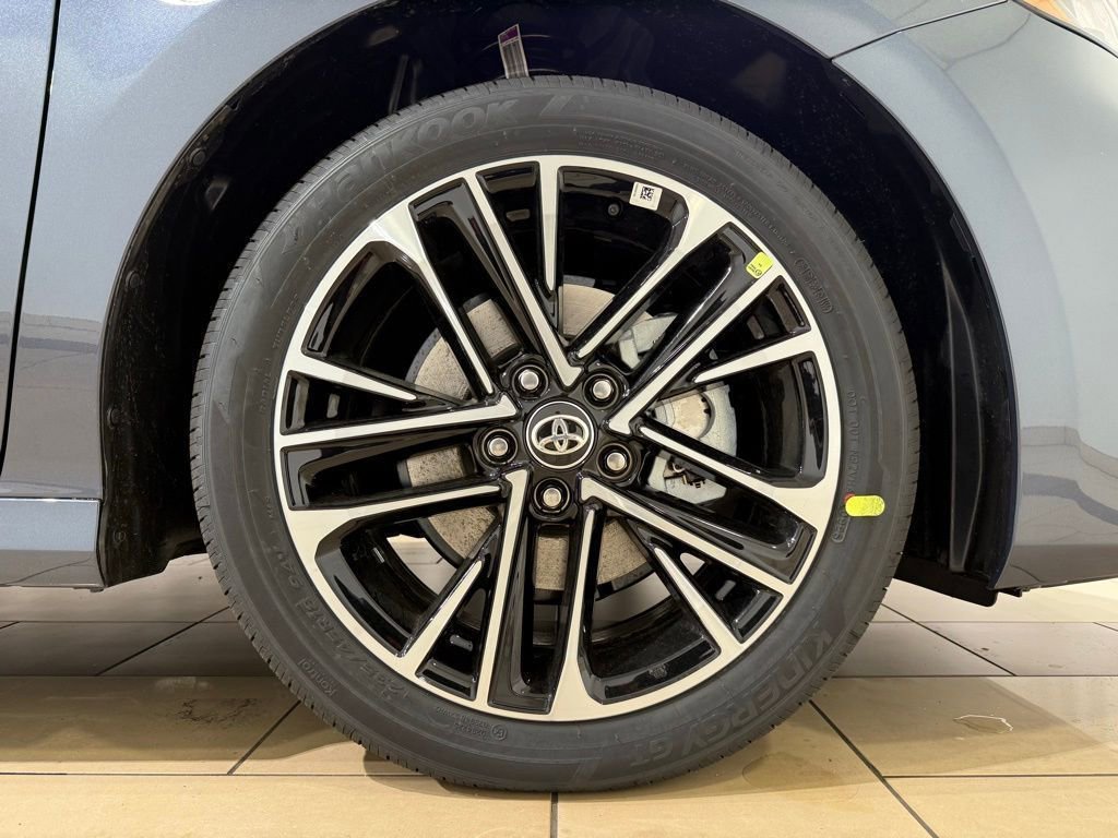 New 2026 Toyota Camry XLE AWD/4WD image 9
