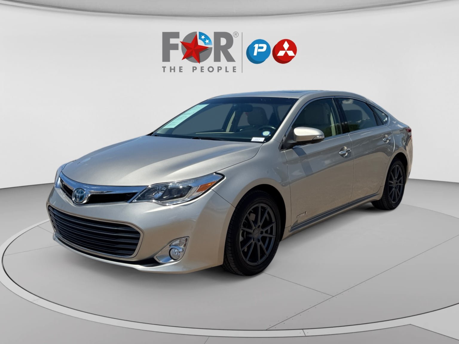 Used 2014 Toyota Avalon Limited w/ Technology Package