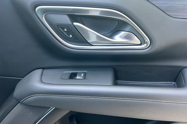 Used 2021 GMC Yukon SLT w/ Rear Media and Nav Package image 22