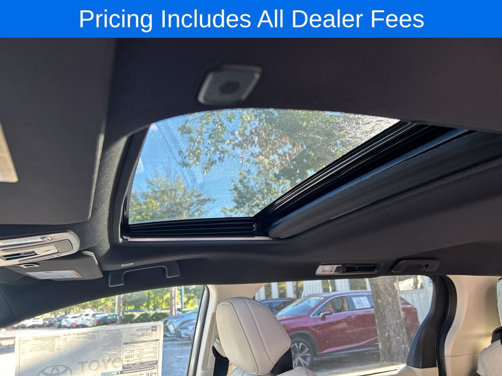 New 2026 Toyota Sienna Limited AWD/4WD image 5