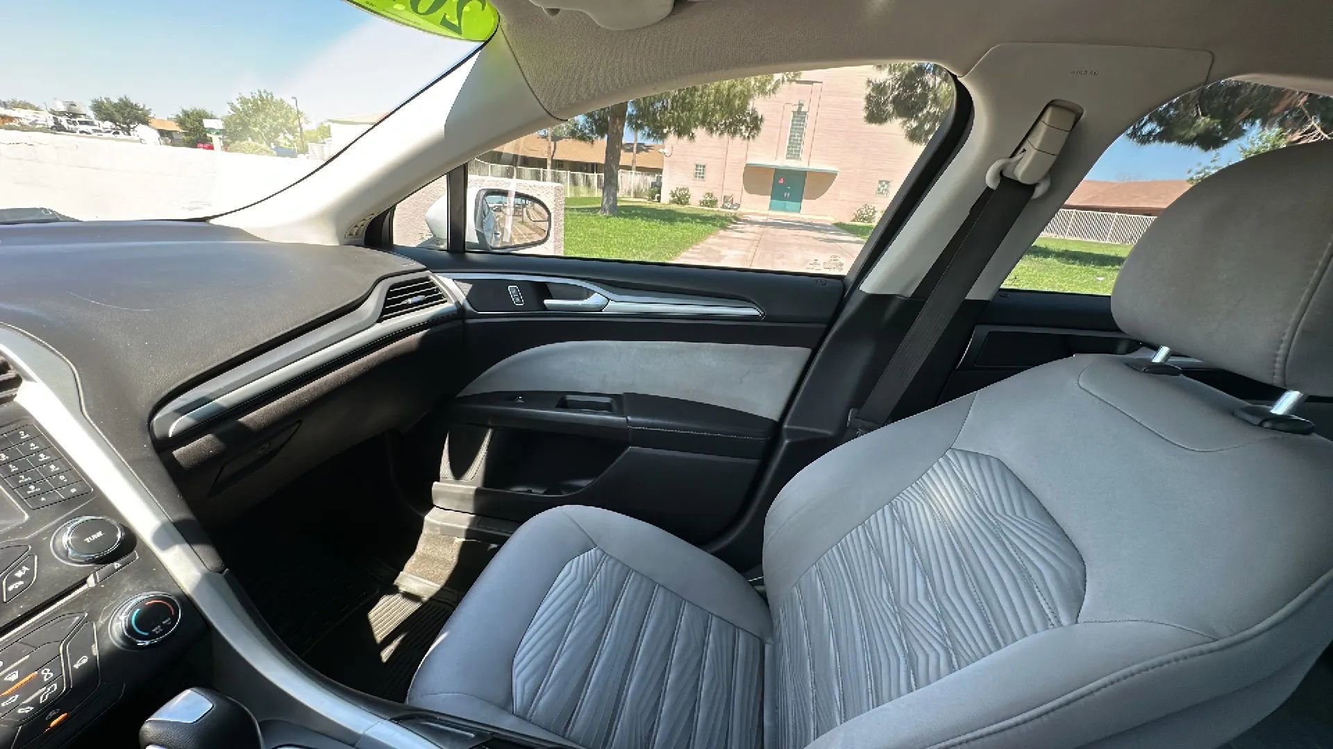Used 2016 Ford Fusion S FWD image 13
