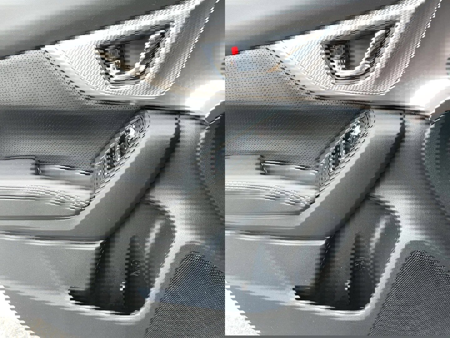 Used 2023 Subaru Impreza 2.0i Limited image 16