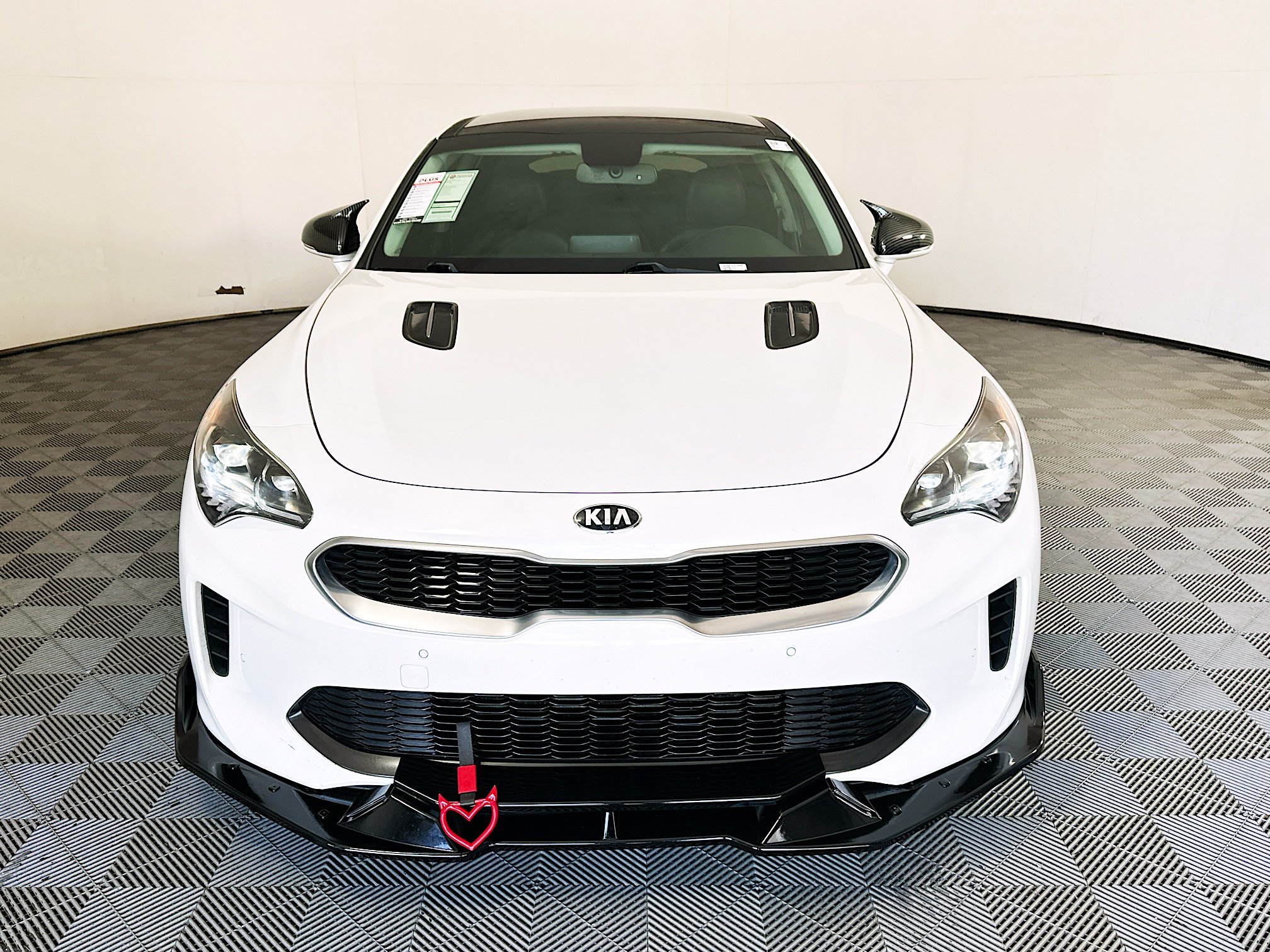 Used 2018 Kia Stinger Premium RWD image 8