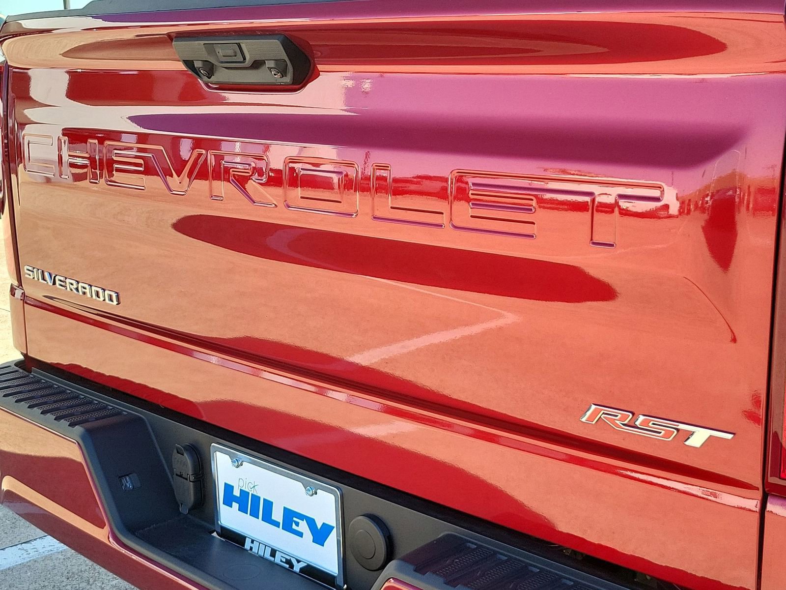 Used 2025 Chevrolet Silverado 1500 RST w/ Protection Package image 31