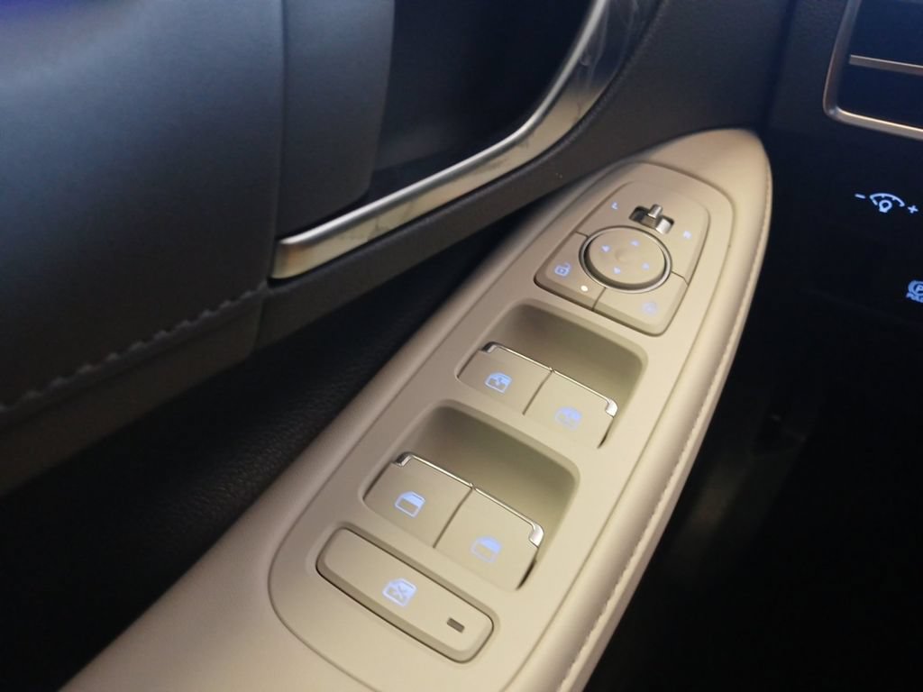 New 2026 Hyundai Sonata Limited FWD image 18