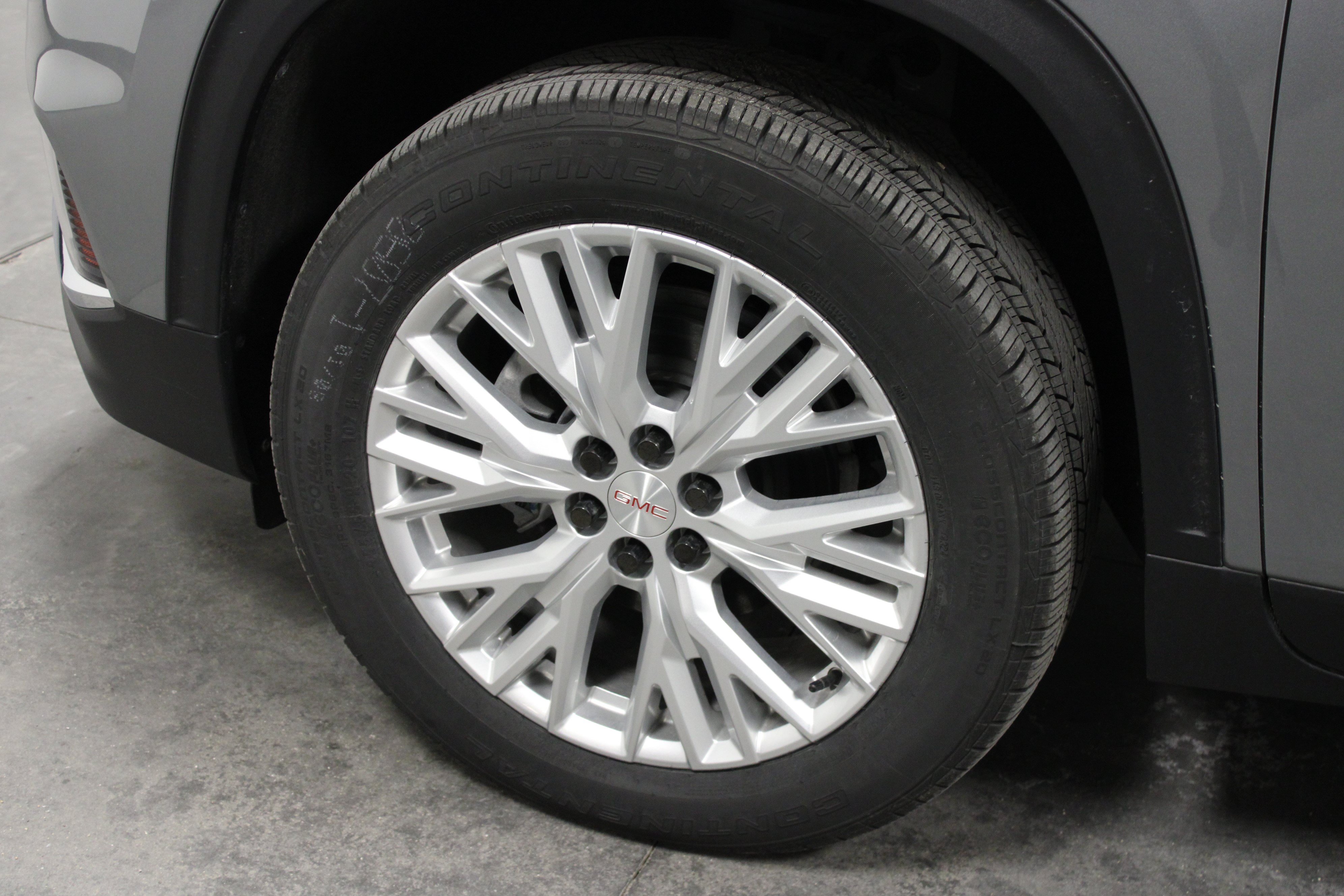 New 2025 GMC Acadia Elevation w/ Elevation Premium Package FWD image 10
