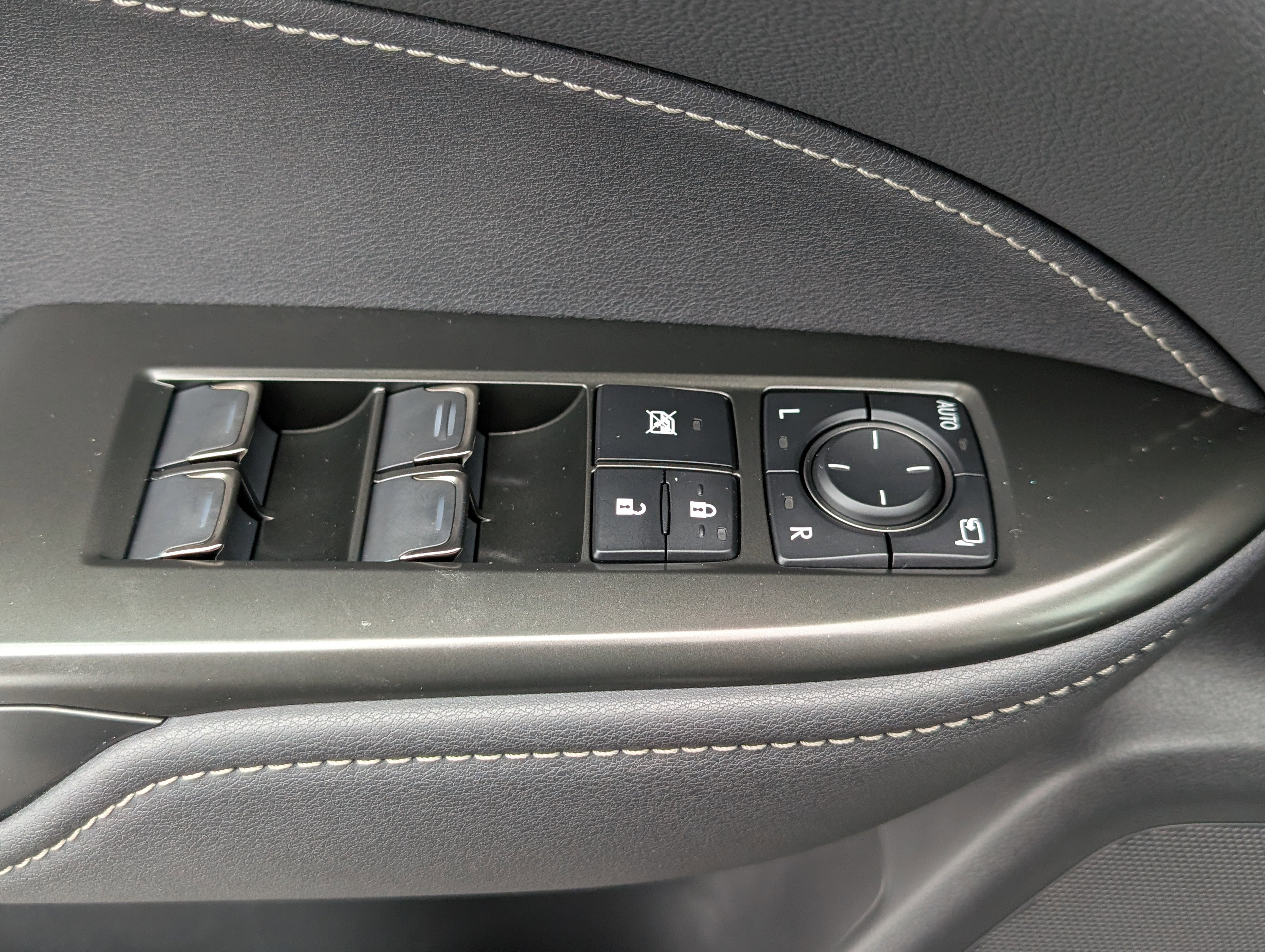 Certified 2023 Lexus NX 450h+ AWD w/ Accessory Package (Z2) image 20