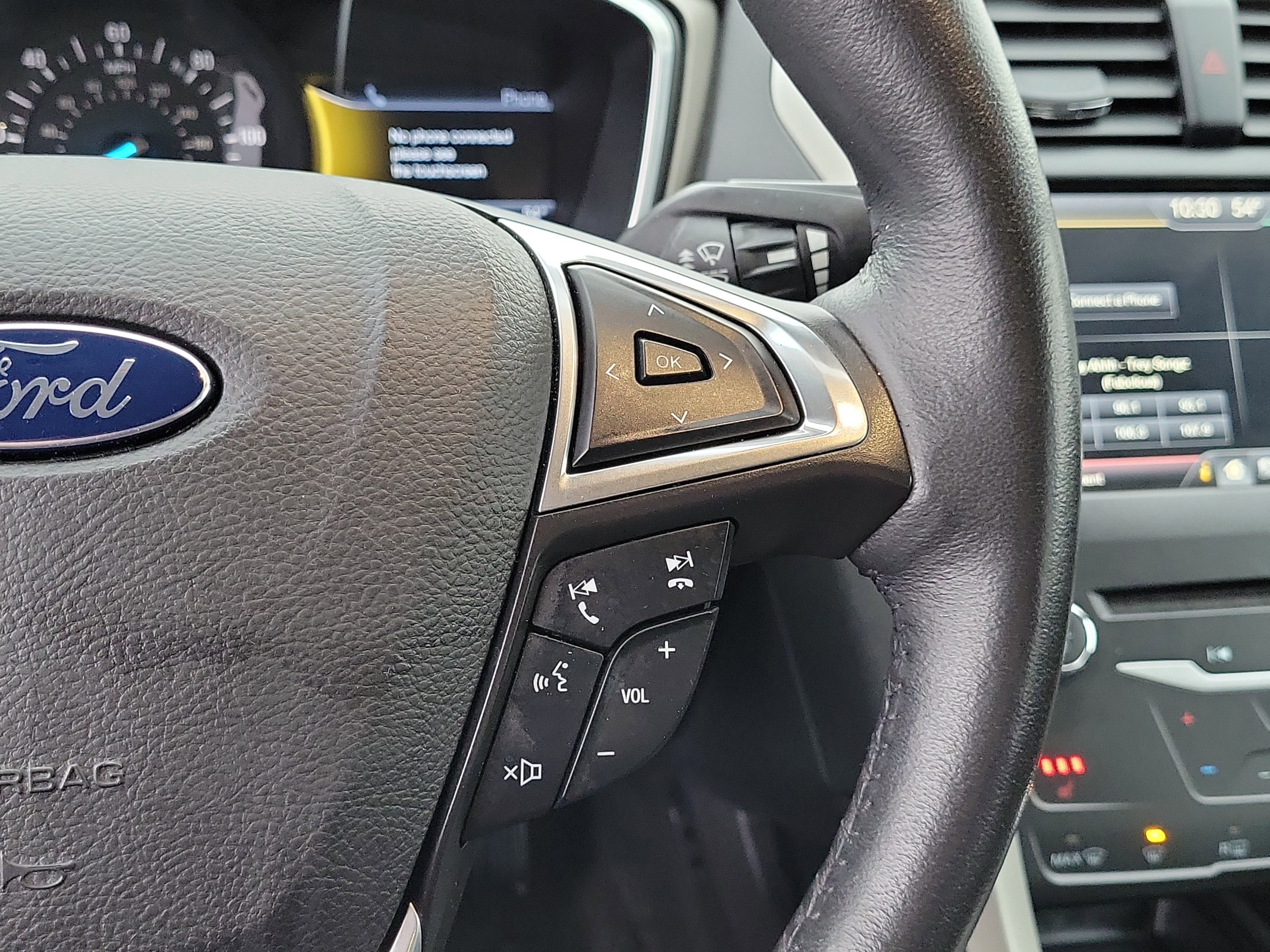 Used 2015 Ford Fusion SE w/ Equipment Group 502A image 26