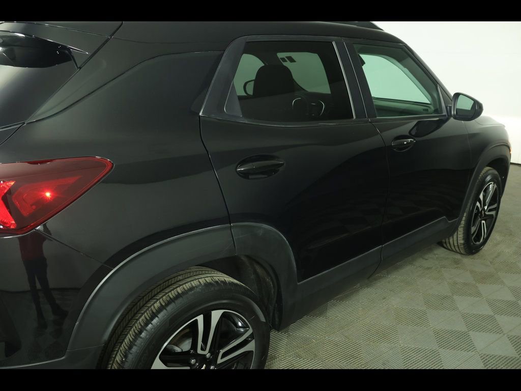 Used 2023 Chevrolet TrailBlazer LT w/ Convenience Package image 19