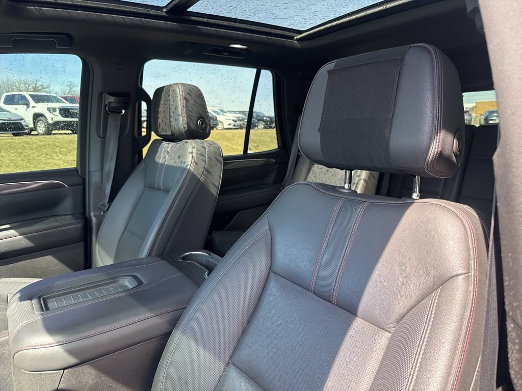 Used 2023 Chevrolet Tahoe RST w/ Luxury Package AWD/4WD image 28