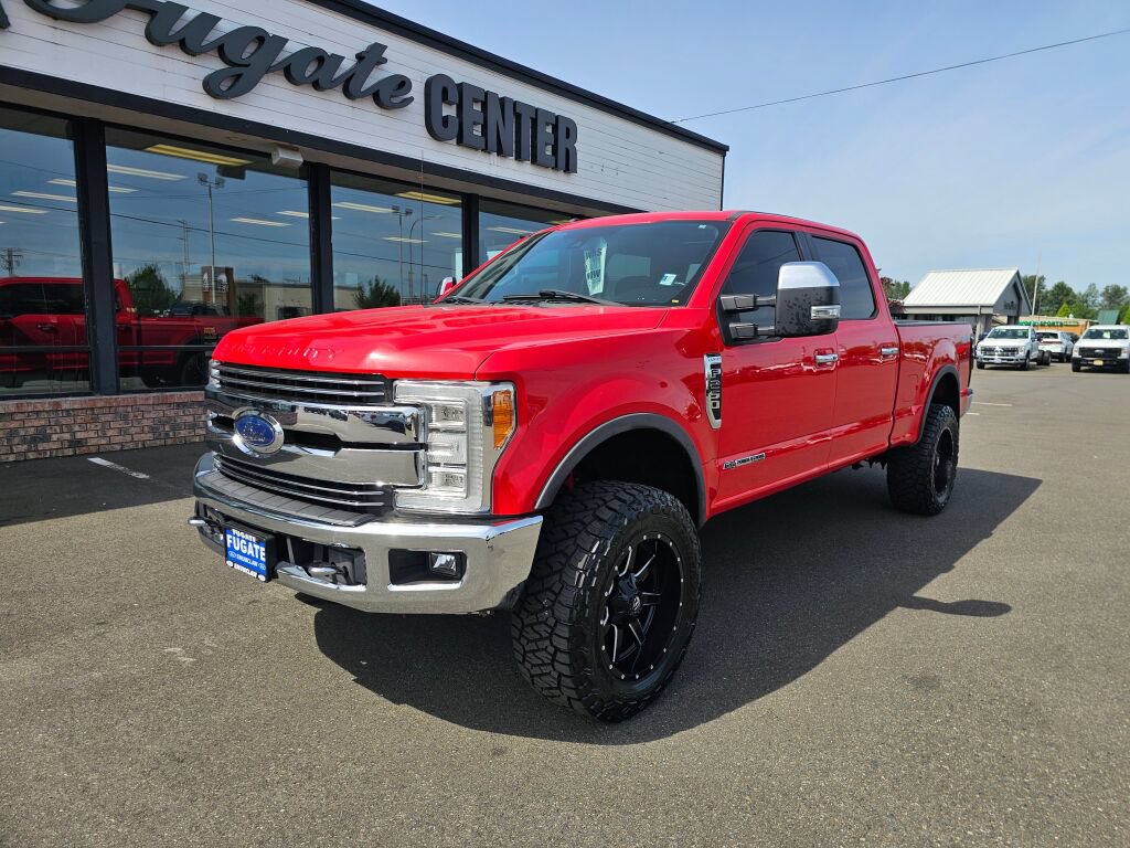 Used 2017 Ford F250 Lariat w/ Lariat Ultimate Package AWD/4WD image 2