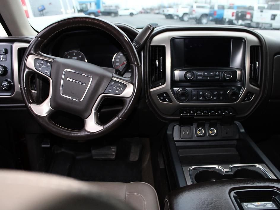 Used 2016 GMC Sierra 1500 Denali w/ Enhanced Driver Alert Package image 35