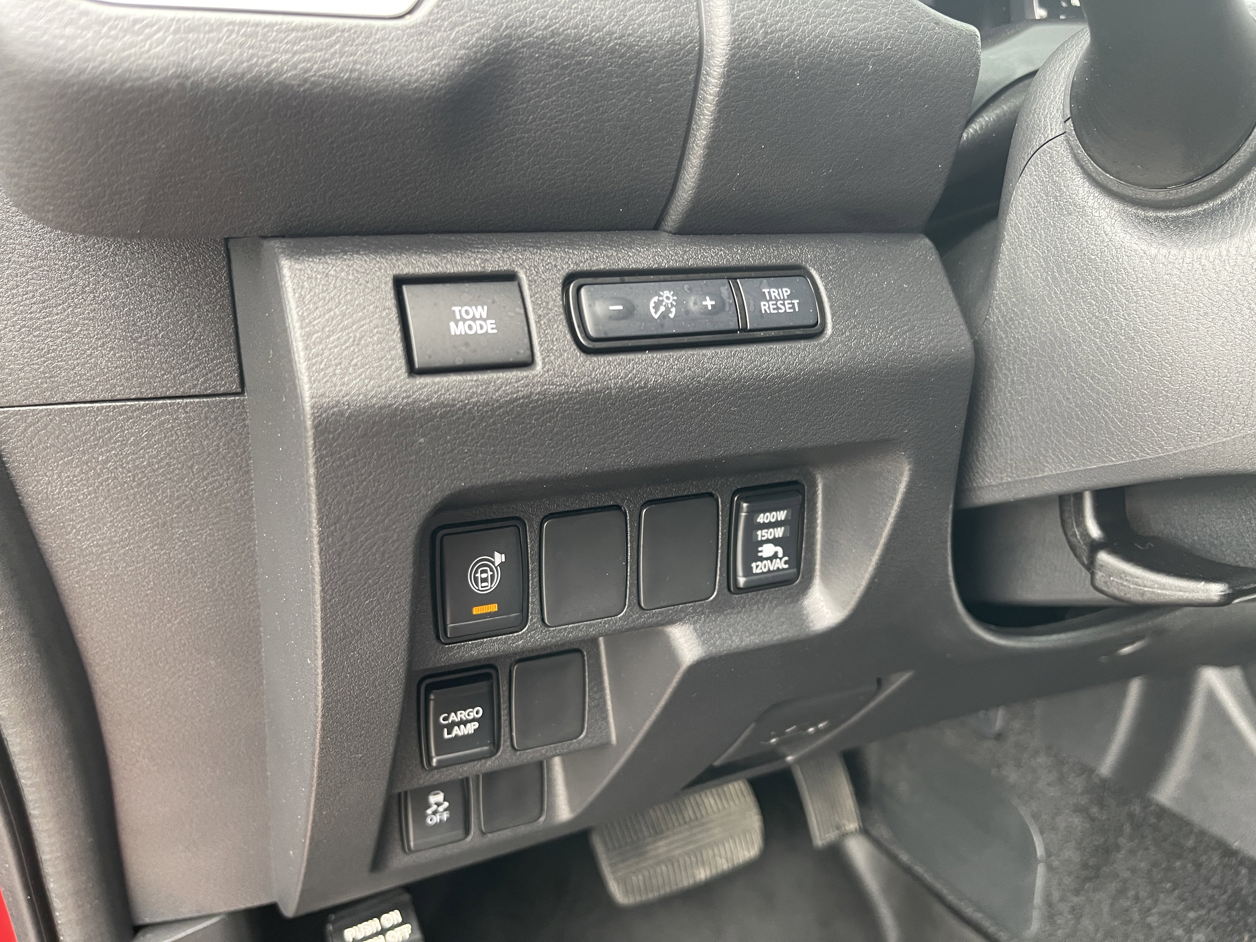 Used 2025 Nissan Frontier SV w/ SV Convenience Package image 15