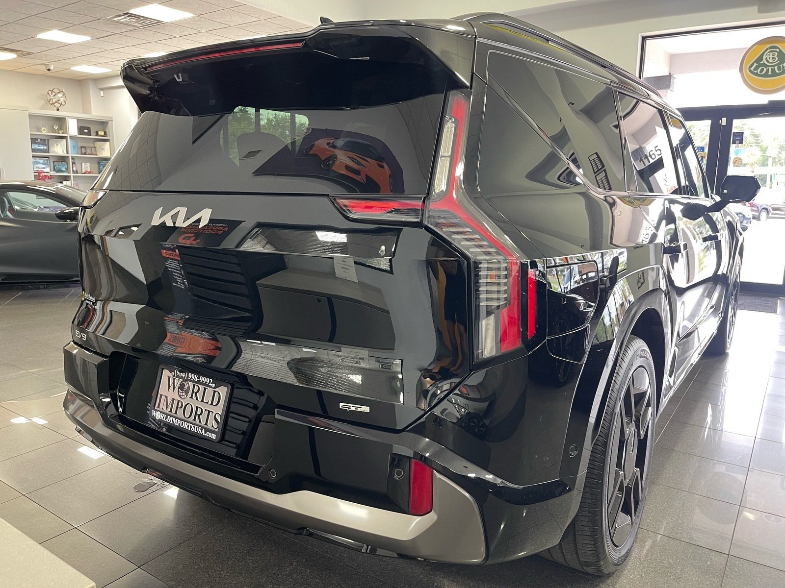Used 2025 Kia EV9 GT-Line AWD/4WD image 18