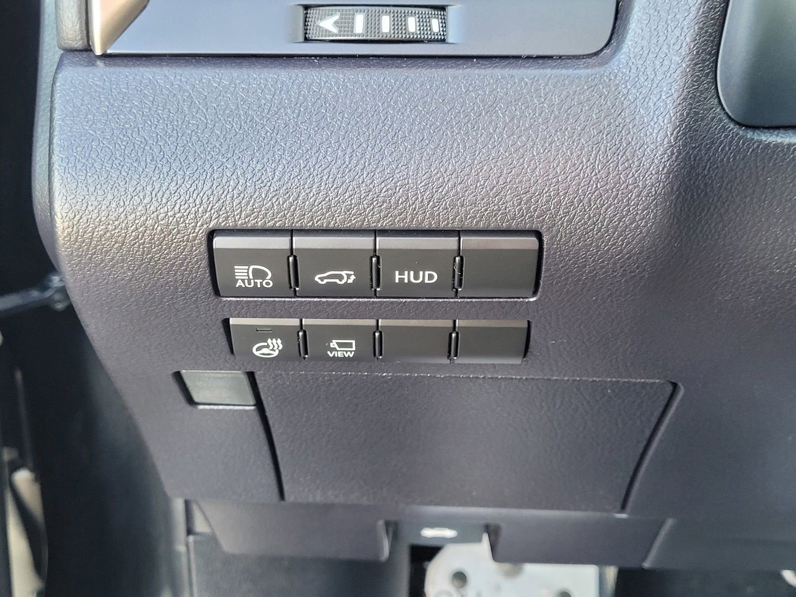 Used 2022 Lexus RX 350 F Sport w/ Accessory Package image 18