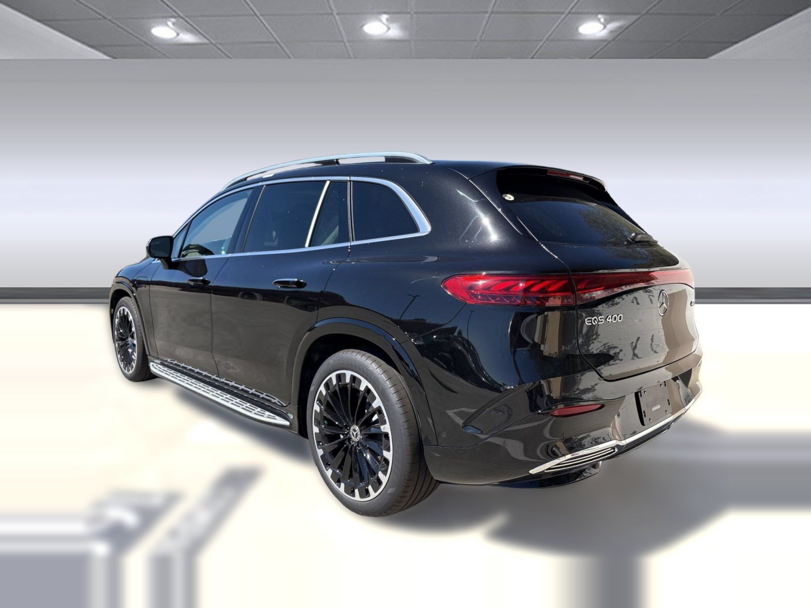 New 2026 Mercedes-Benz EQS 400 4MATIC SUV image 3