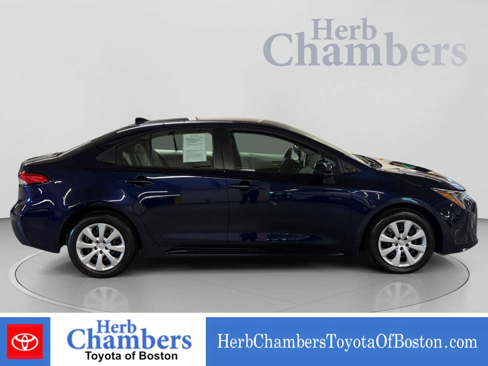 Used 2020 Toyota Corolla LE FWD image 10