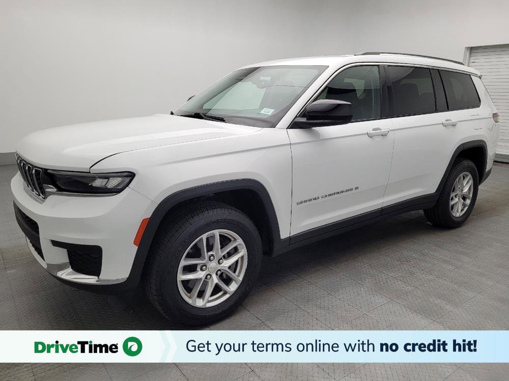 Used 2023 Jeep Grand Cherokee L Laredo RWD image 1