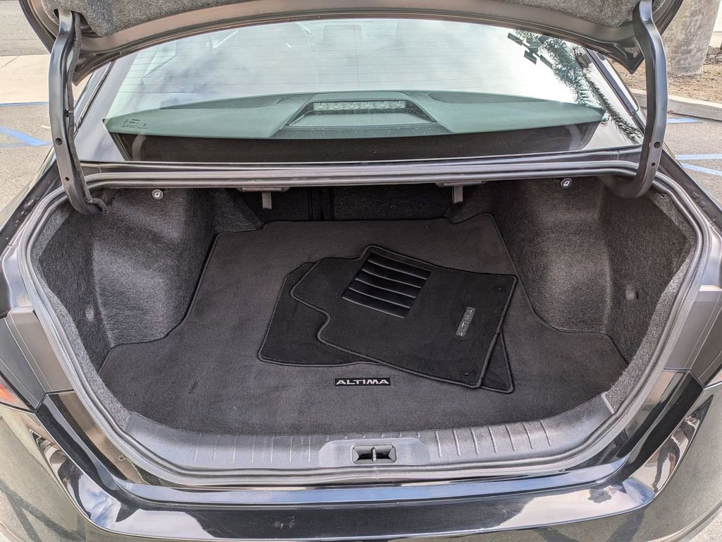 Used 2025 Nissan Altima 2.5 SV image 22