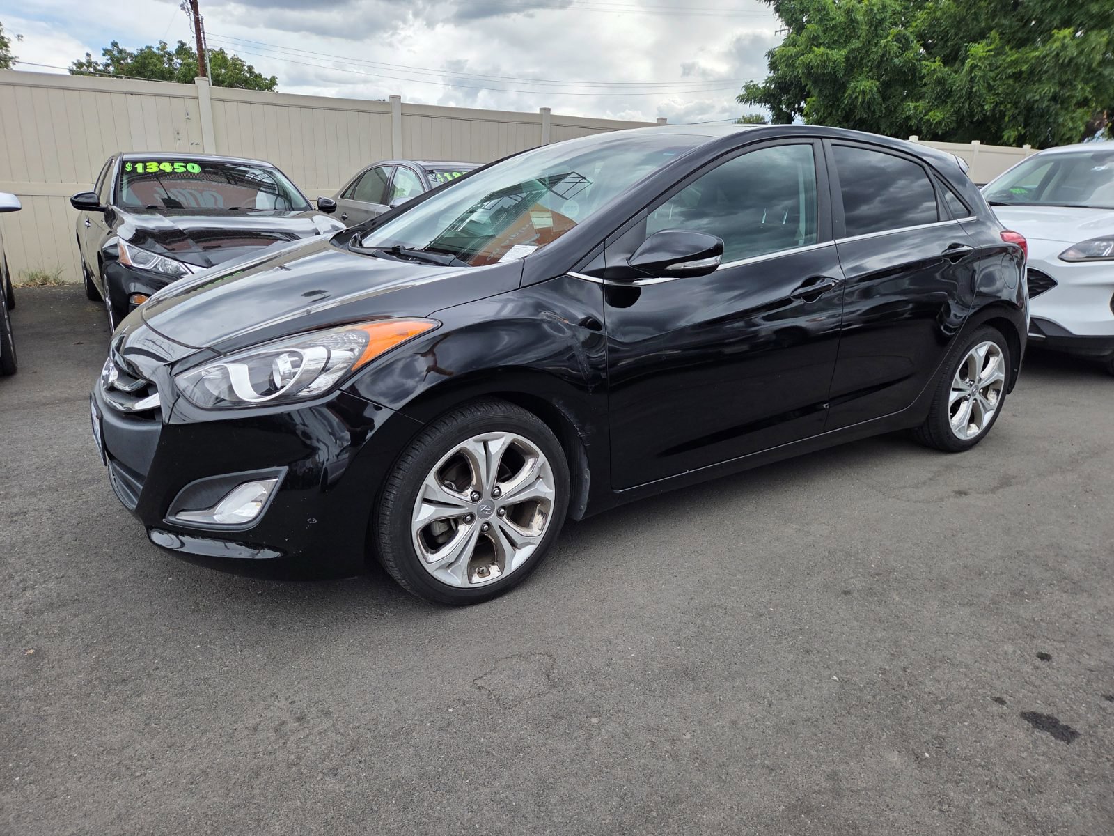 Used 2013 Hyundai Elantra GT w/ Style Pkg FWD image 1