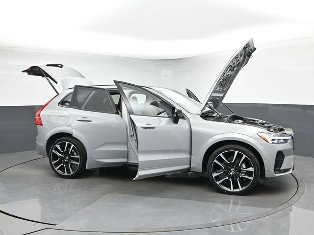 Used 2024 Volvo XC60 B5 Ultimate w/ Protection Package Premier AWD/4WD image 53