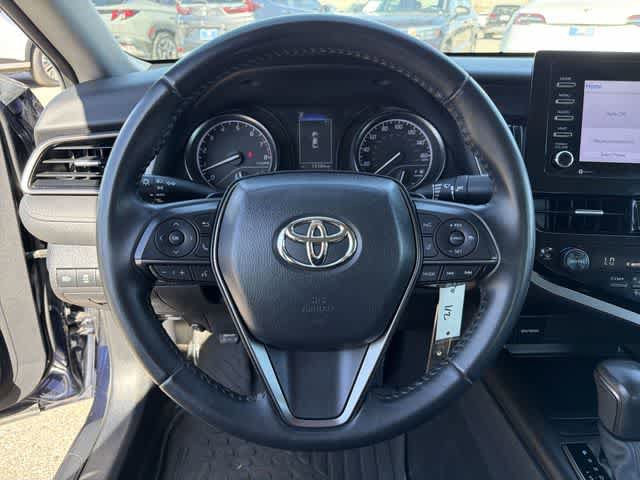 Used 2022 Toyota Camry SE FWD image 19