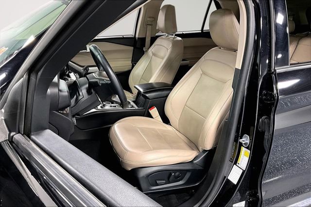 Used 2023 Ford Explorer Limited image 21