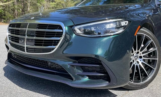 Used 2021 Mercedes-Benz S 580 4MATIC Sedan w/ AMG Line image 3