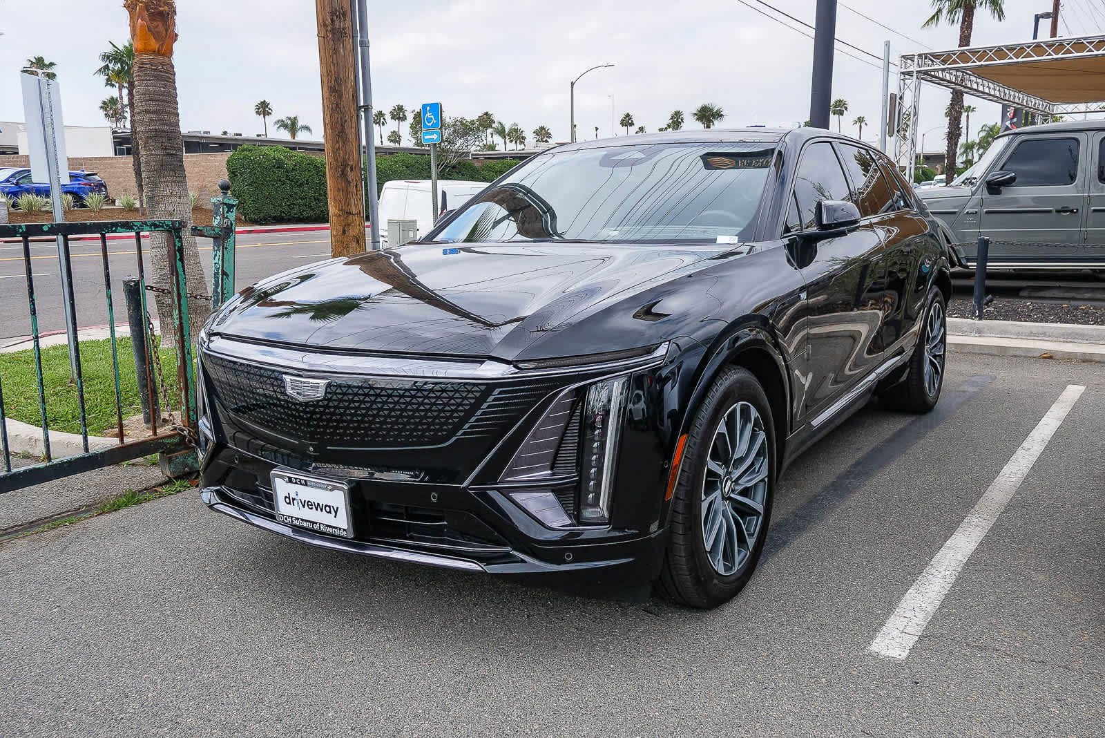 Used 2024 Cadillac Lyriq Sport AWD/4WD image 1