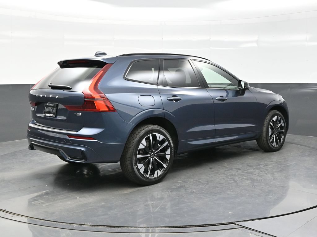 New 2026 Volvo XC60 T8 Plus w/ Climate Package AWD/4WD image 7