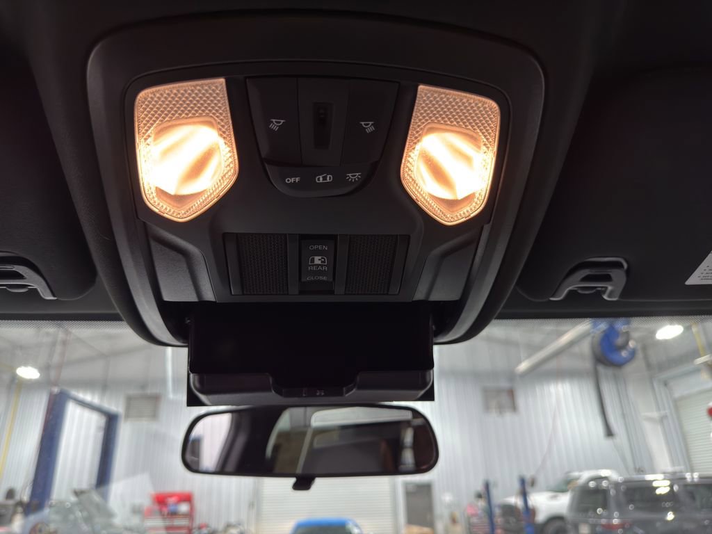 Used 2024 RAM 4500 SLT w/ Quick Order Package 2YG SLT image 22