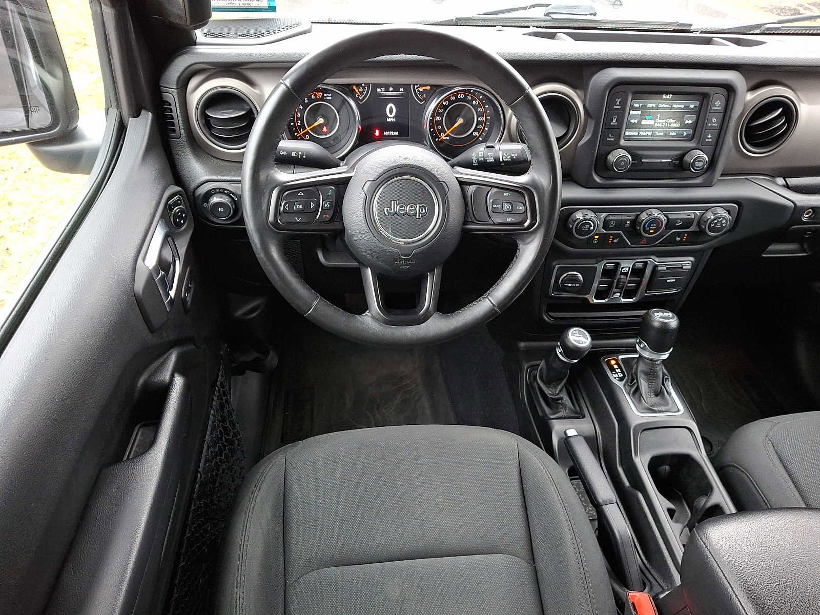 Used 2018 Jeep Wrangler Unlimited Sport S image 12